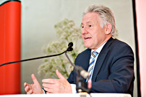 12ML1_0775.jpg