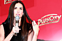 Demi_Ashton_00.jpg