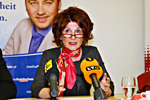 KW3R0626_3.JPG