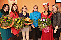 LadiesLounge001.JPG