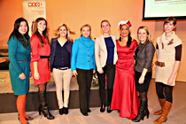 LadiesLounge005.JPG