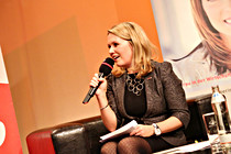 LadiesLounge008.JPG