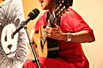 LadiesLounge011.JPG