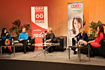 LadiesLounge014.JPG