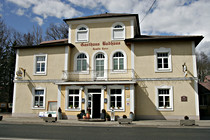 010.JPG