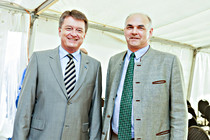 0011-1304240045.jpg