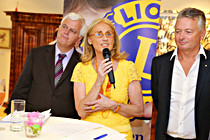lions012.JPG