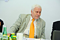 110.JPG