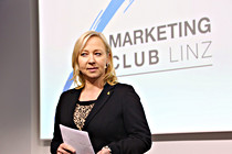 marketingclub002.JPG