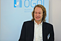 ogni005.JPG