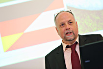 ogni006.JPG