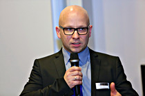 geze008.JPG