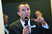 geze013.JPG