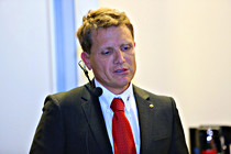 geze013a.JPG