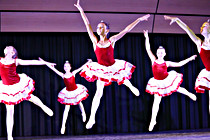 dancing002.JPG