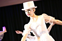 dancing010.JPG