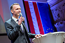 Trauner_60_0009.JPG
