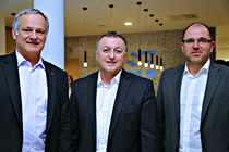 cleanlounge001.JPG